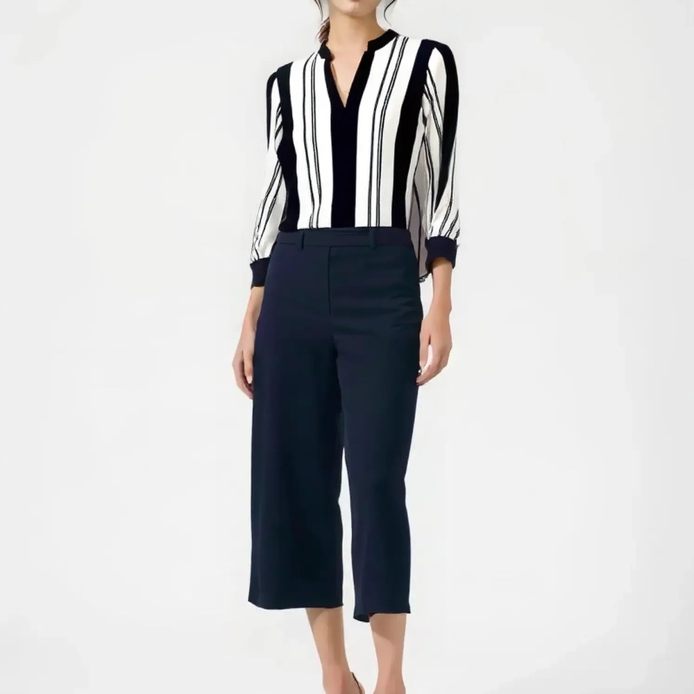 VINCE CAMUTO Long Sleeve Top Black White XS